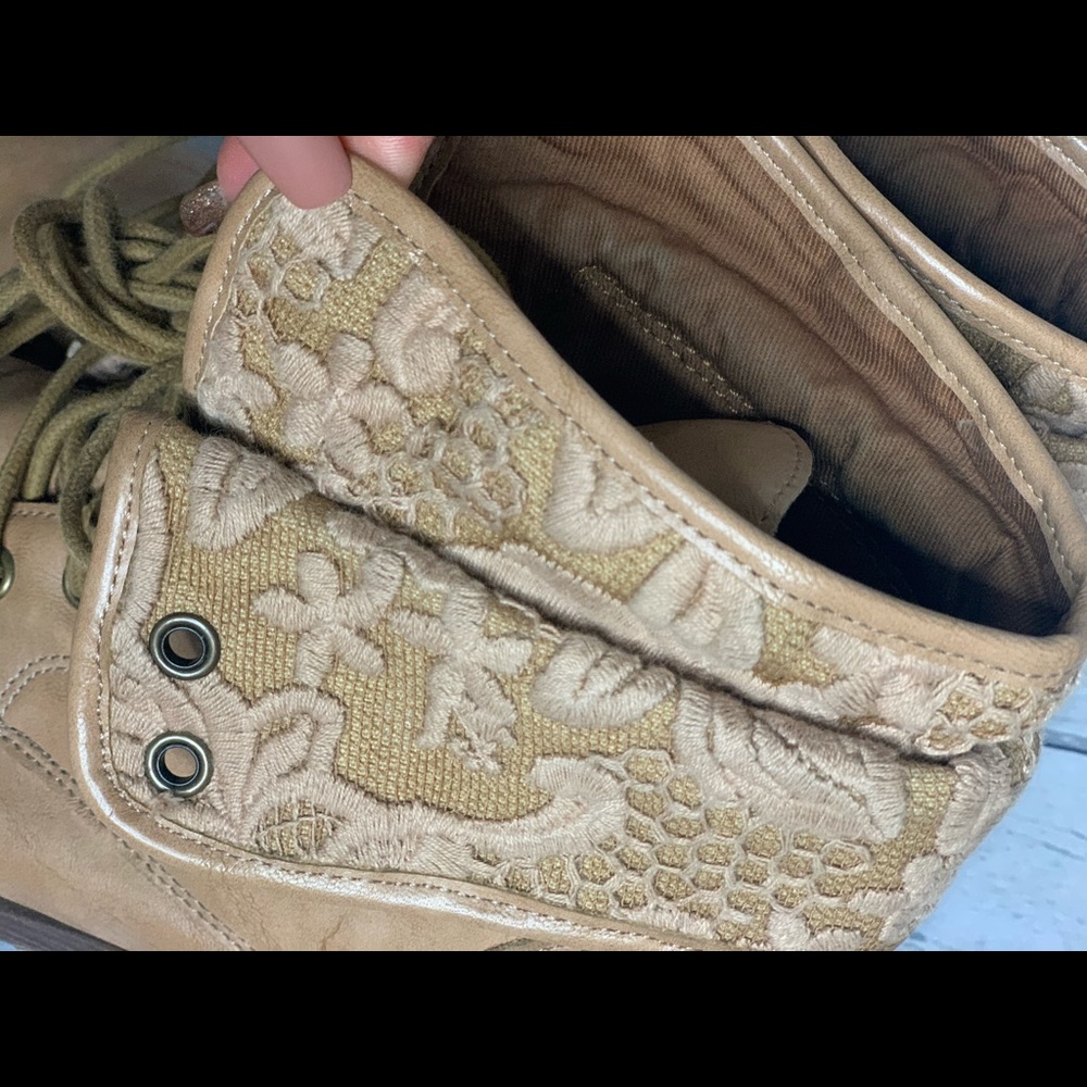 Rock & Candy Rugged Booties - Picture 4 of 4